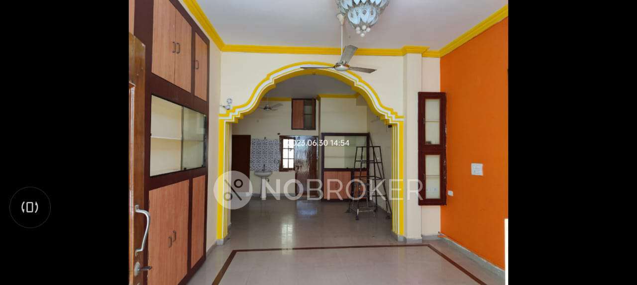 4+ BHK Flat For Sale  In Old Alwal, Alwal