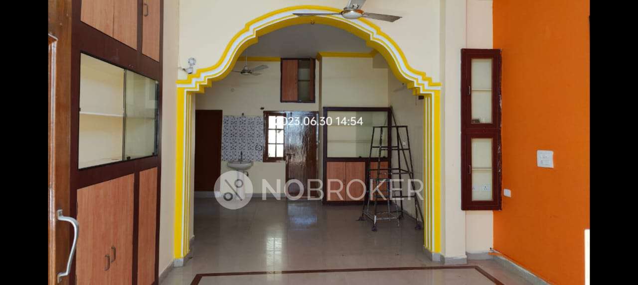 4+ BHK Flat For Sale  In Old Alwal, Alwal