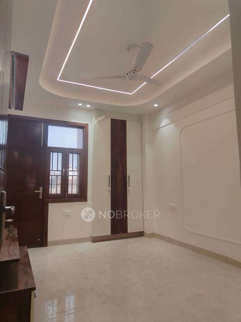 4 BHK Flat In Sb For Sale  In Mahavir Enclave