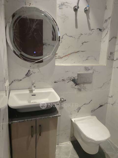 4 BHK Flat In Sb For Sale  In Mahavir Enclave