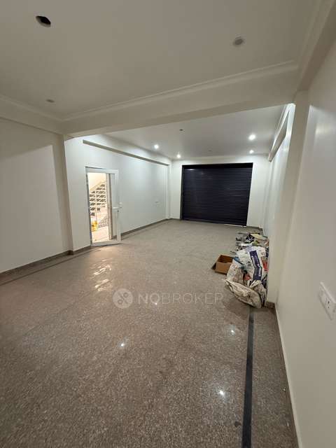 Industrial Building in Sector 69, Noida for Rent 