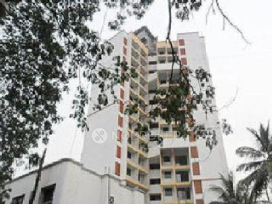 2 BHK Flat In Prathampad Apartments for Rent  In Malad West