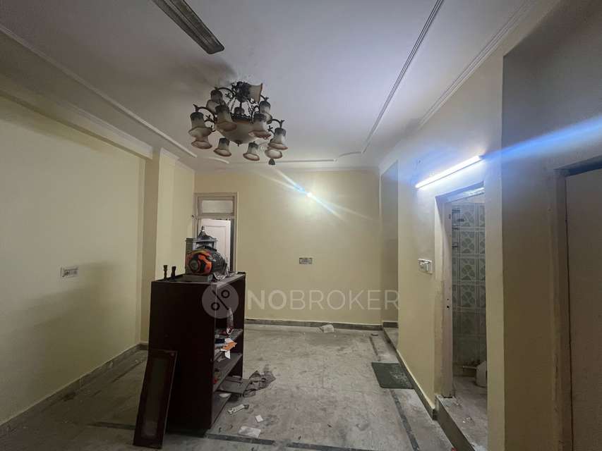 3 BHK Flat In Apartment For Sale  In Tughlakabad Extension Street No. 23