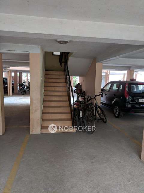 2 BHK Flat In Rose Garden Flats For Sale  In Pallikaranai