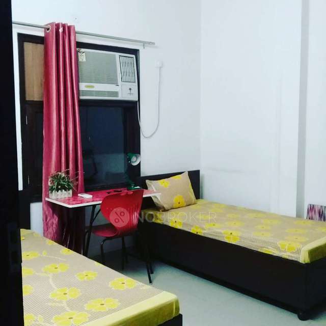 PG for Girls in Kamla Nagar