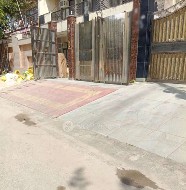 PG for Girls in Sector 61