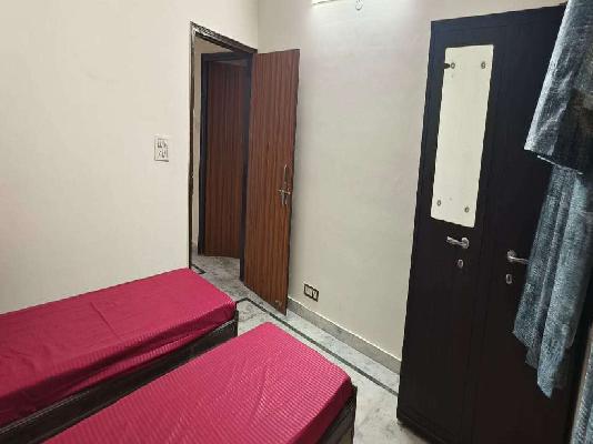 PG for Boys in Sector 7