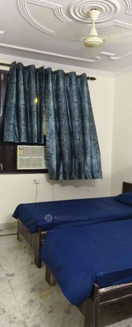 PG for Boys in Sector 7