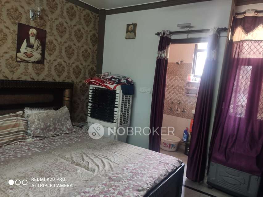 2 BHK Flat In Rama Park Extention For Sale  In Dwarka Mor