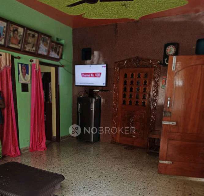 4+ BHK Flat In Standalone  Building  For Sale  In Rajajinagar