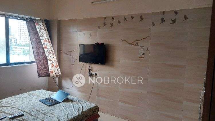 1 BHK Flat In New Aishwarya Building For Sale  In Mulund West
