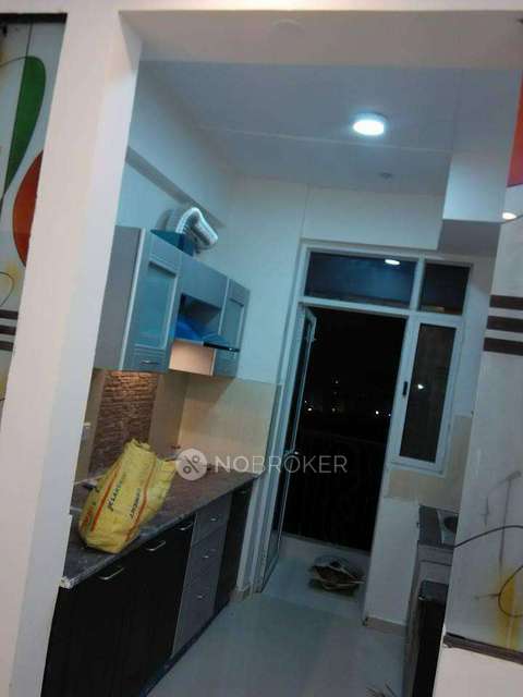 2 BHK Flat In Prateek Wisteria, Sector-77 For Sale  In Sector-77