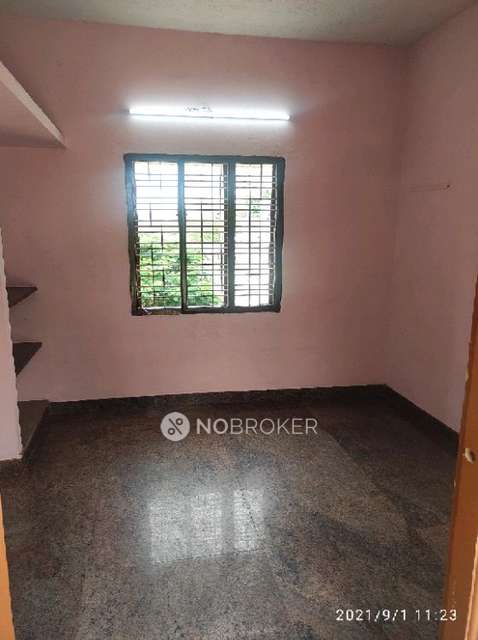 1 RK Flat In Paloor House for Rent  In Kumaran Colony 8th Street, Vadapalani