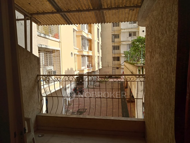 Cosmos Springs Thane West Rent WITHOUT BROKERAGE Semifurnished 2 BHK