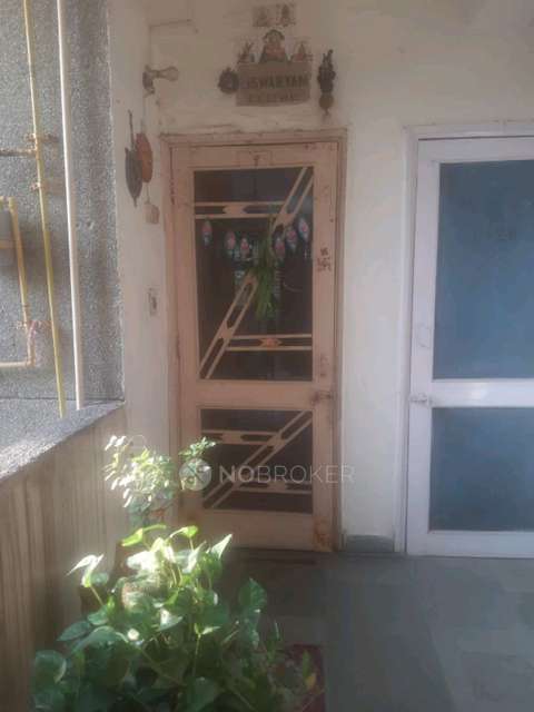 3 BHK Flat In Om Apartments, Punjabi Bagh For Sale  In Punjabi Bagh