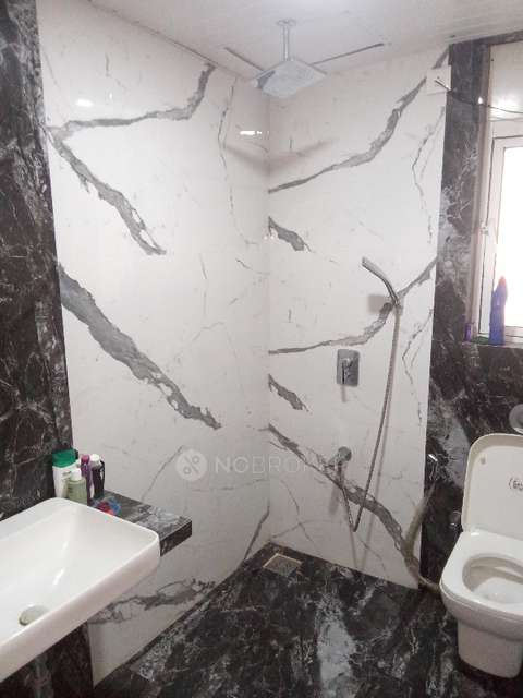 3 BHK Flat In Prima Upper East 97 For Sale  In Malad East