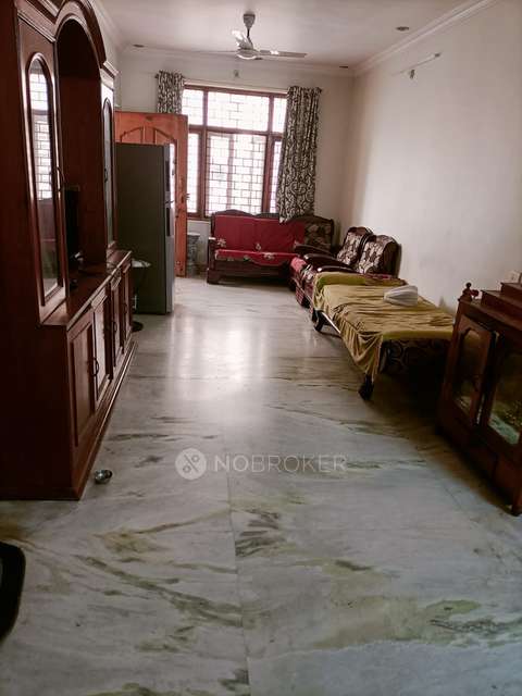 PG for Girls in Road No. 5 Jubilee Hills