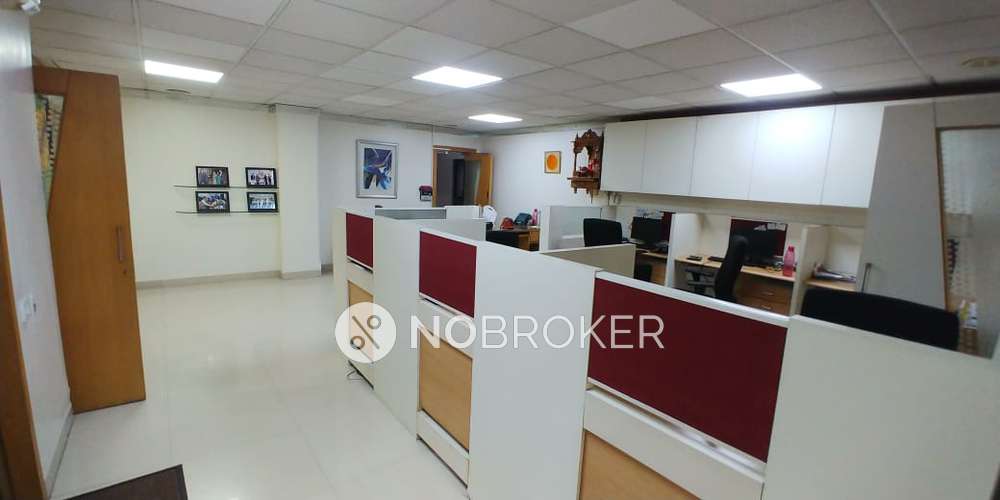 Commercial Property in Mittal Court, Pune for sale 