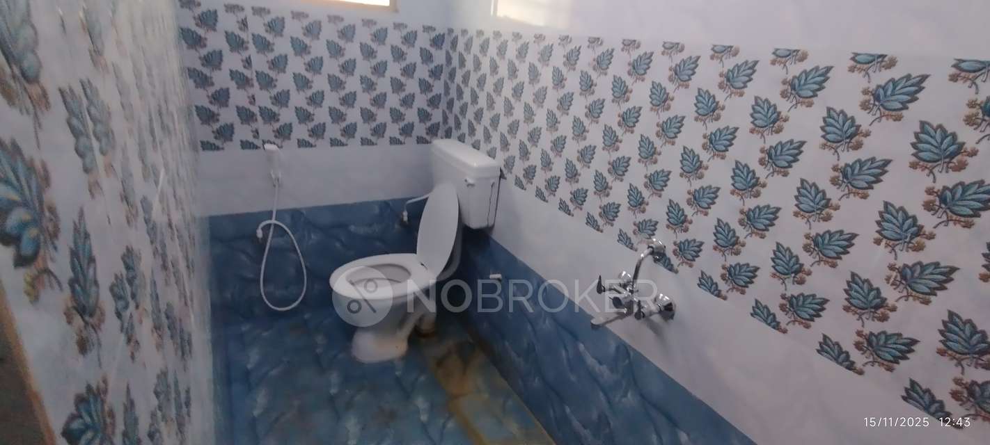 2 BHK Flat In Om Apartments For Sale  In Ambika Nagar,urappakkam