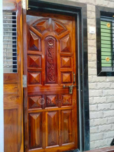 2 BHK Flat For Sale  In  Andheri East 