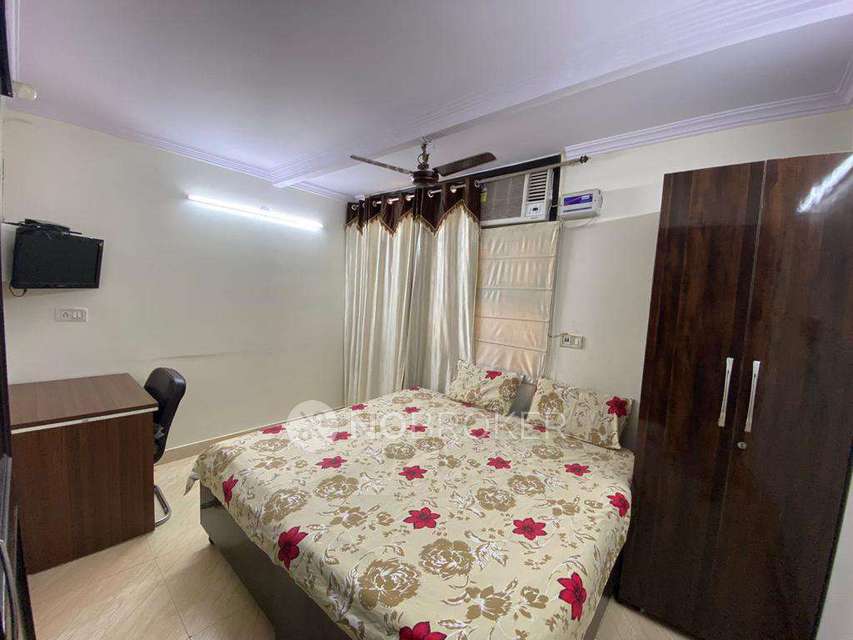 PG for Girls in Rajouri Garden