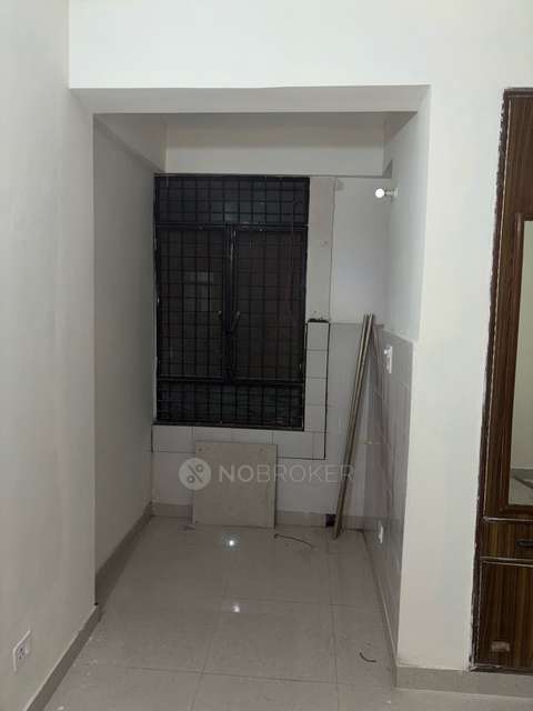 2 BHK Flat In Rail Vihar Sector 57  for Rent  In Sector 57