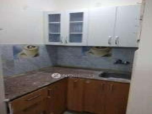 1 BHK Flat In Ishwar Apartment   For Sale  In Kakrola