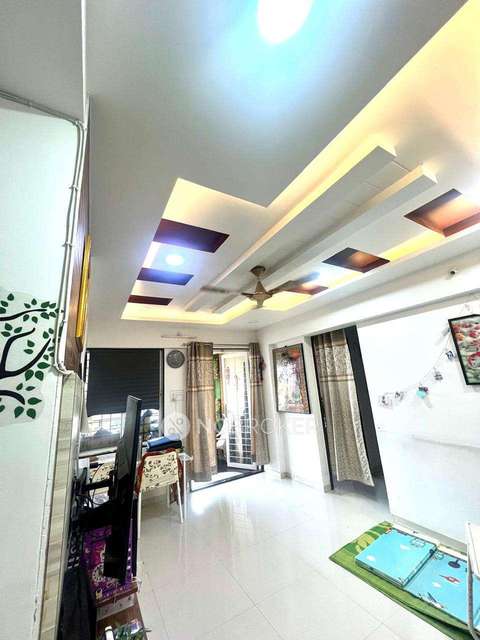 2 BHK Flat In Dynamic Linea For Sale  In Hadapsar