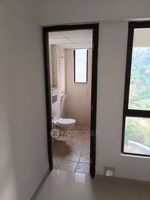 2 BHK Flat In Wadhwa Wise City For Sale  In Shedung