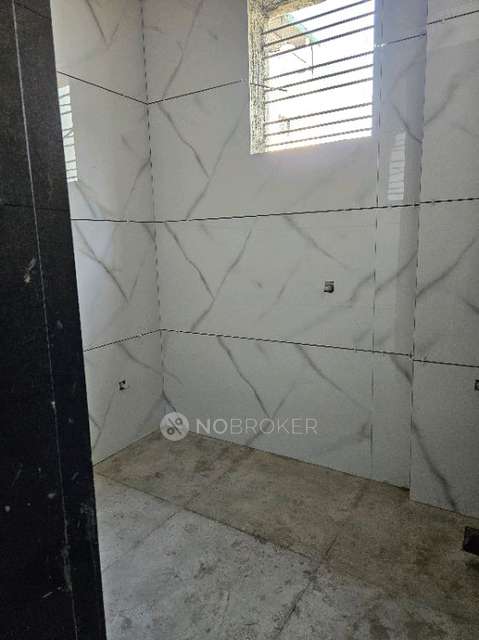 Showroom in Naigaon Phata, Pune for Rent 