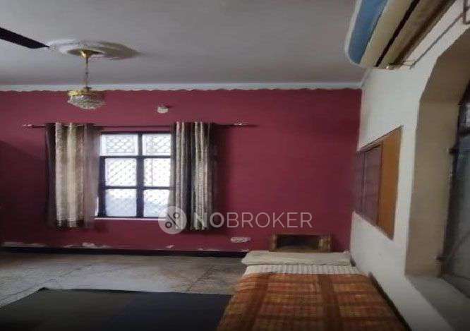 2 BHK House for Rent  In Razapur Khurd