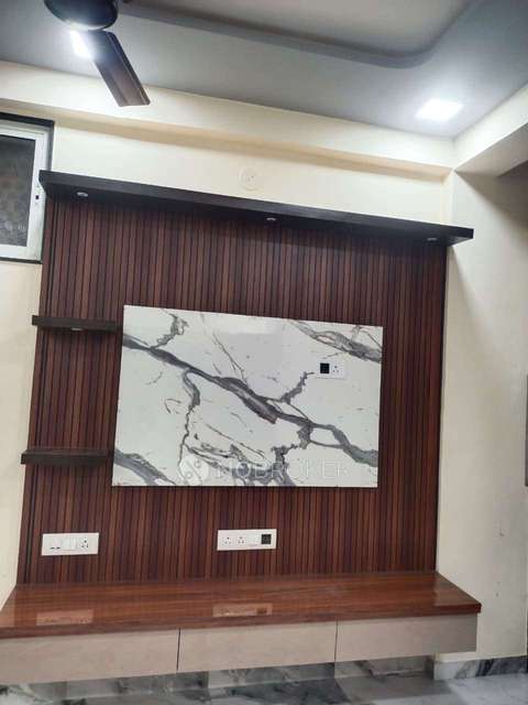 1 BHK Flat In Standalone Buliding for Rent  In Yerwada