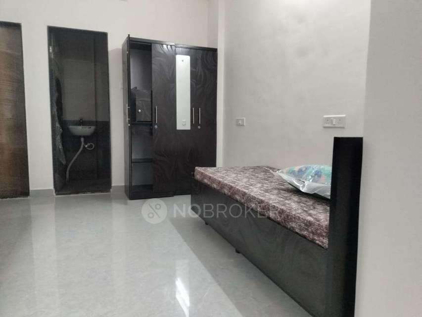 PG for Girls in Karadi