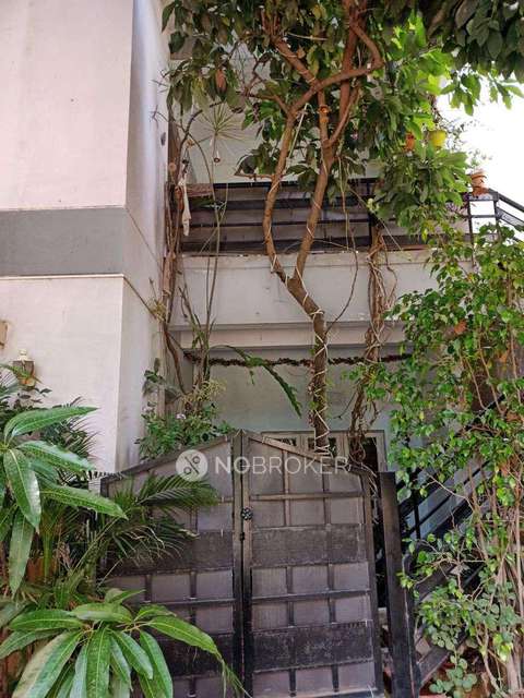 4+ BHK Villa In Lake Shore Homes For Sale  In Kasavanahalli