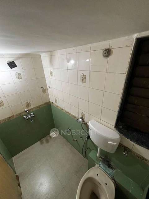 2 BHK Flat In Star Manzil  For Sale  In Cbd Belapur