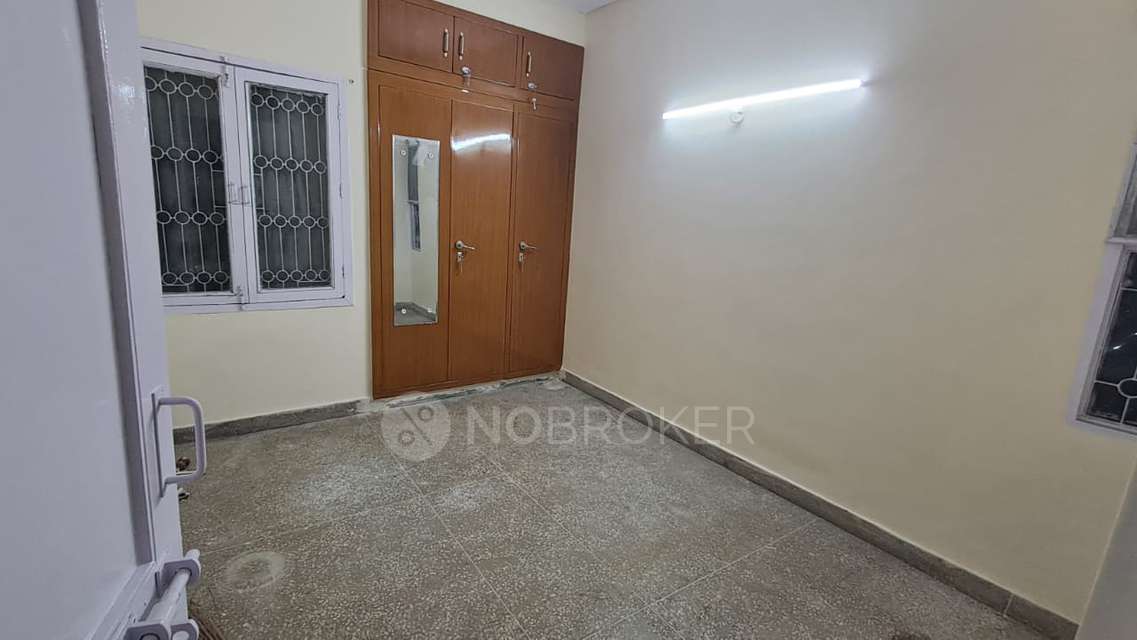 2 BHK Flat In Taj Enclave, Geeta Colony, Delhi for Rent  In Geeta Colony, Delhi