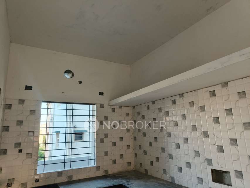 4+ BHK House For Sale  In Medahalli