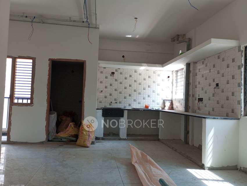 4+ BHK House For Sale  In Medahalli