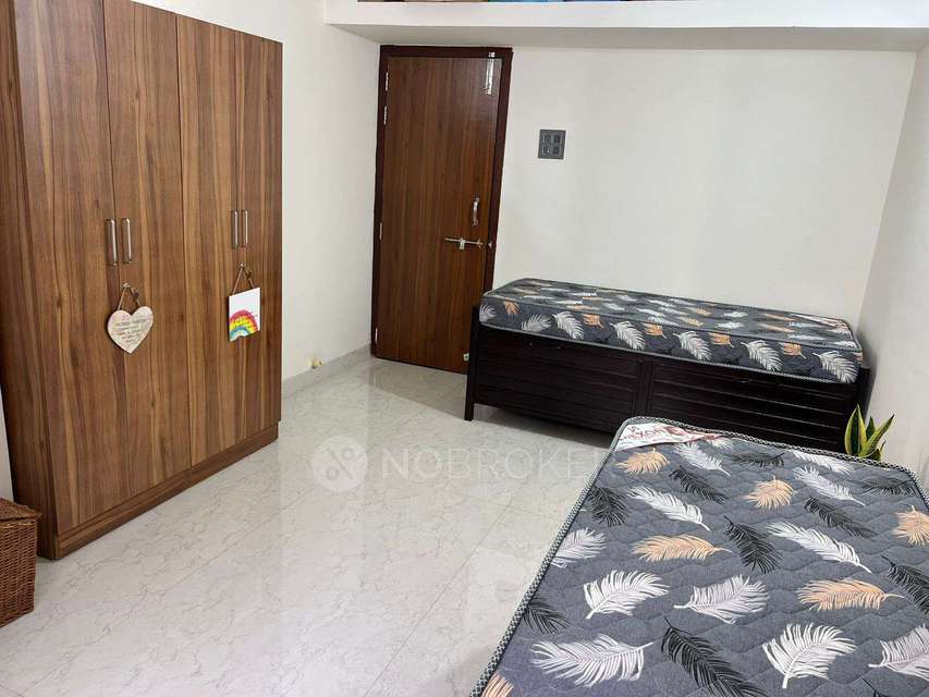 Shared Room for Female In 2 BHK  In Gated Society In Powai 