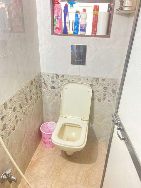 1 BHK Flat In Ozz Tower  For Sale  In Andheri West