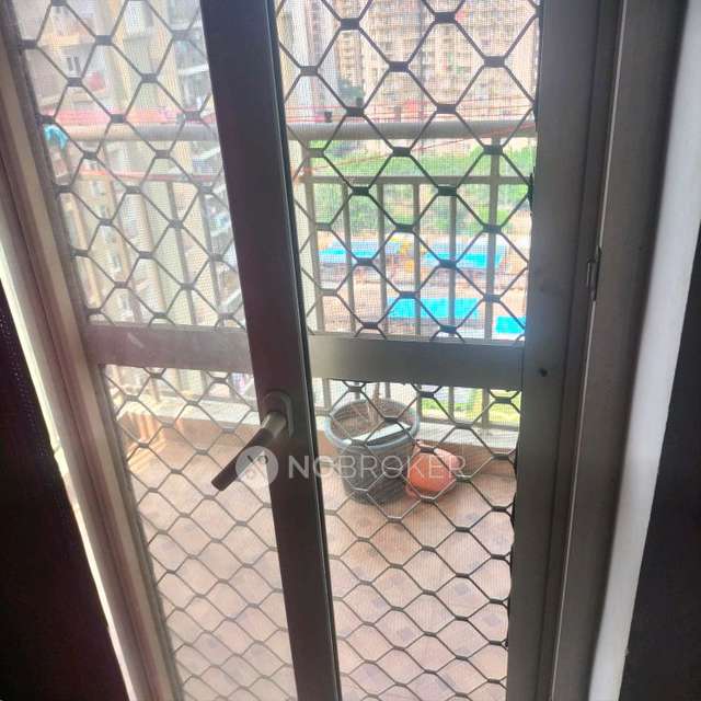 2 BHK Flat In Stellar One Phase 1 For Sale  In Stellar One