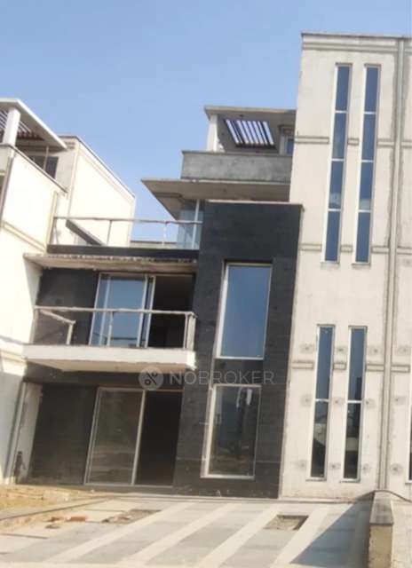 4 BHK House For Sale  In Sector 27 