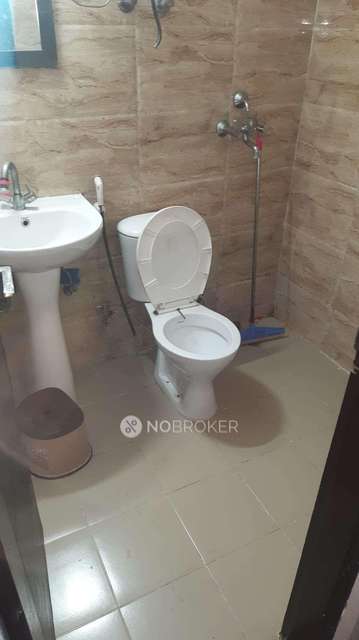 2 BHK Flat In Ajnara Homes For Sale  In Bhangel