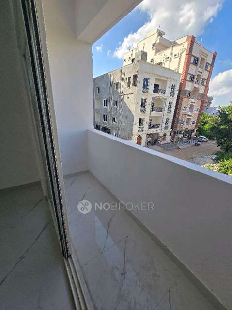 3 BHK Flat In Iqbal For Sale  In Toli Chowki