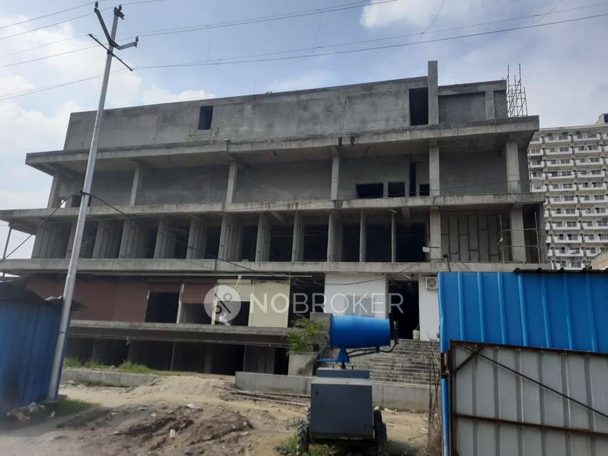 Shop in Yamuna Expressway Industrial Development Authority, Greater_noida for sale 