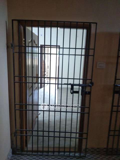 2 BHK Flat In Dhruva Apartment For Sale  In Pammal