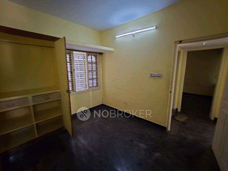 2 BHK Flat In Standalone Building No Lift for Rent  In Banashankari