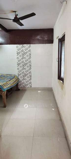 2 BHK Flat For Sale  In Kotla Mubarakpur