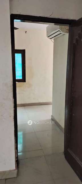 2 BHK Flat For Sale  In Kotla Mubarakpur