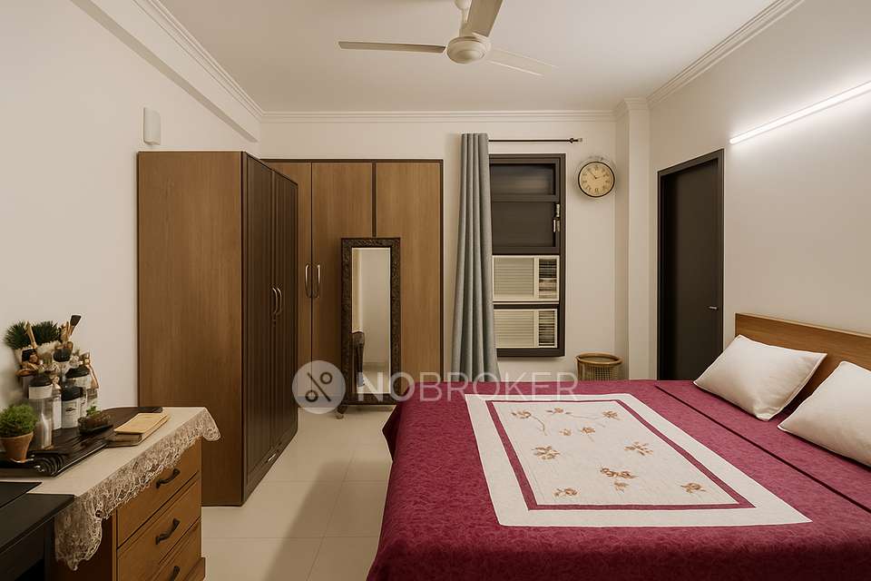 4 BHK Flat In Royal Residency Cghs, Kanhai for Rent  In Kanhai